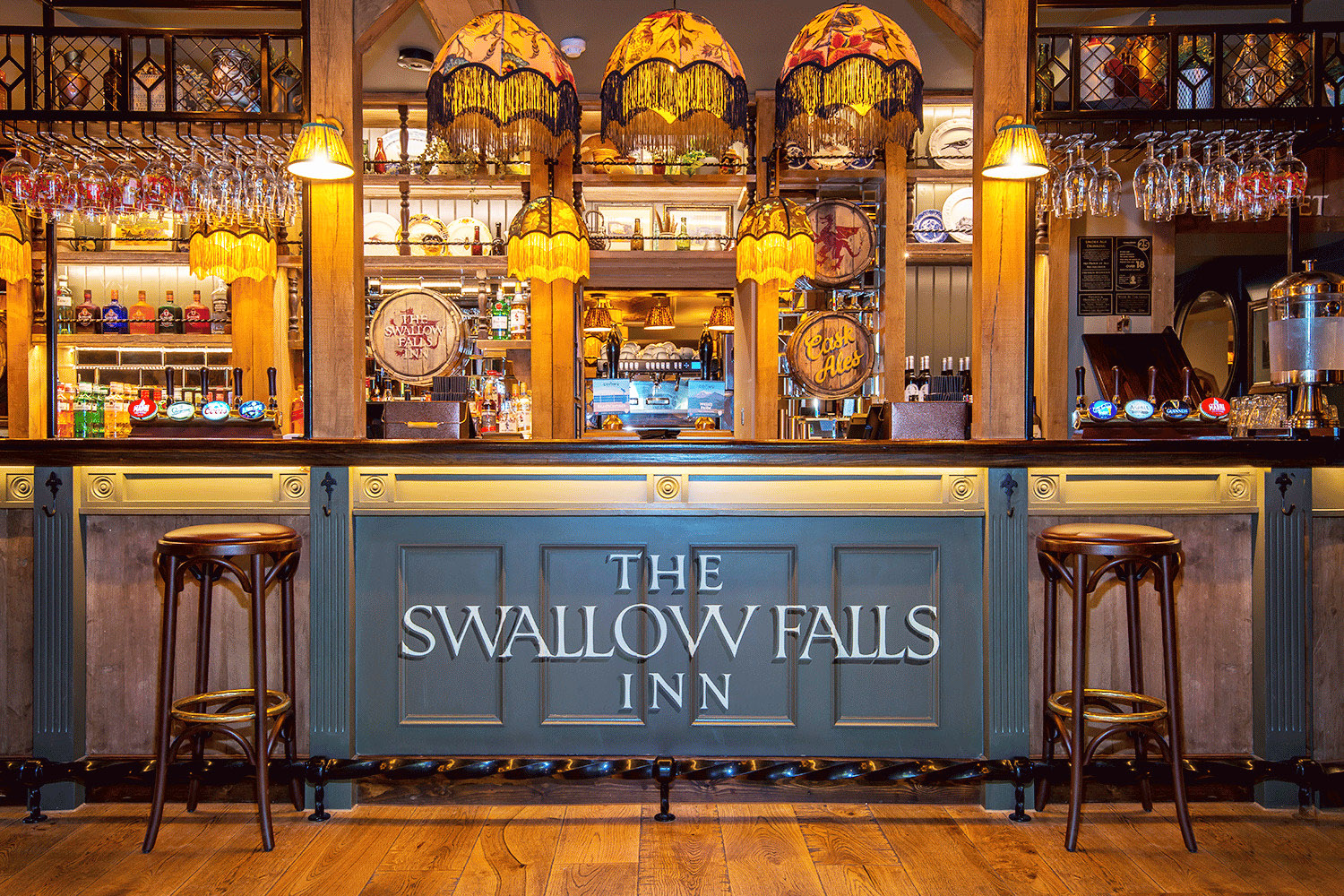 Historic bar at Swallow Falls Inn.